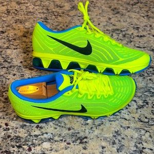 Men’s Nike AirMax sneakers, no box, gently worn twice.